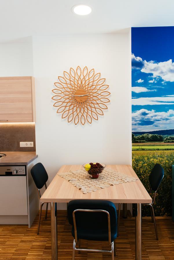 Aparthotel Heuberger Rudersdorf ภายนอก รูปภาพ