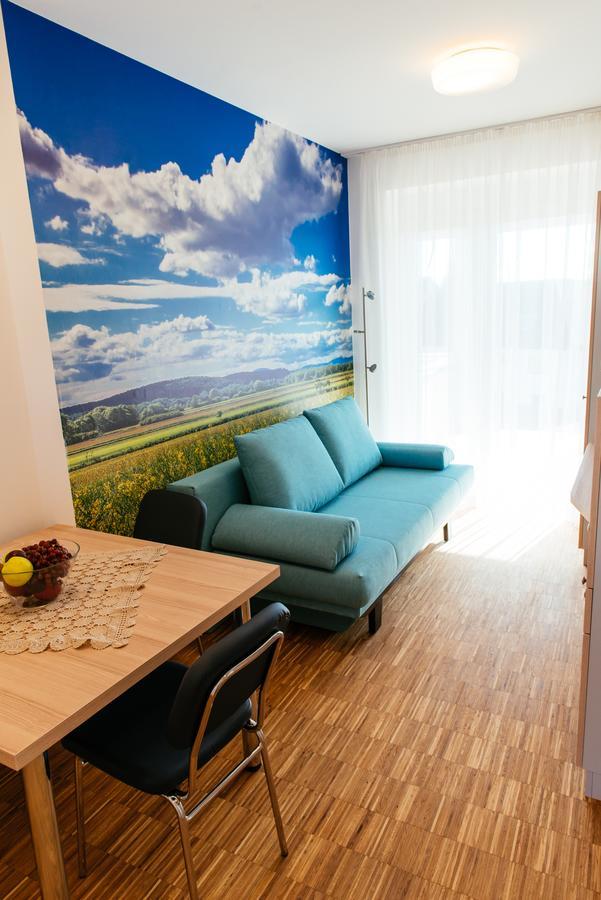 Aparthotel Heuberger Rudersdorf ภายนอก รูปภาพ
