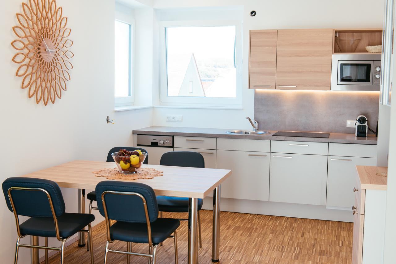 Aparthotel Heuberger Rudersdorf ภายนอก รูปภาพ