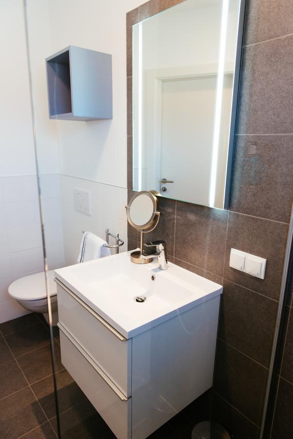 Aparthotel Heuberger Rudersdorf ภายนอก รูปภาพ